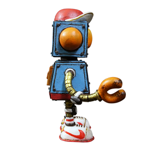 Rollerbot Surfskate by Jitti Jumnianwai (Jittirobot)